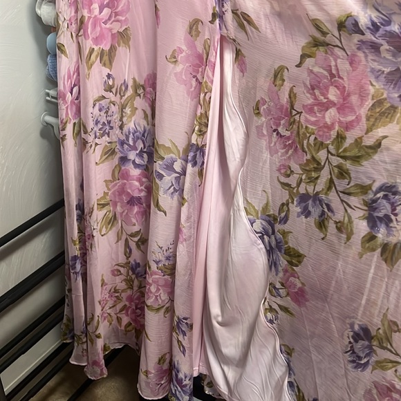 Lulus Romantic Marvel Light Pink Floral Print Halter Neck Maxi Dress - Size M - Picture 3 of 6